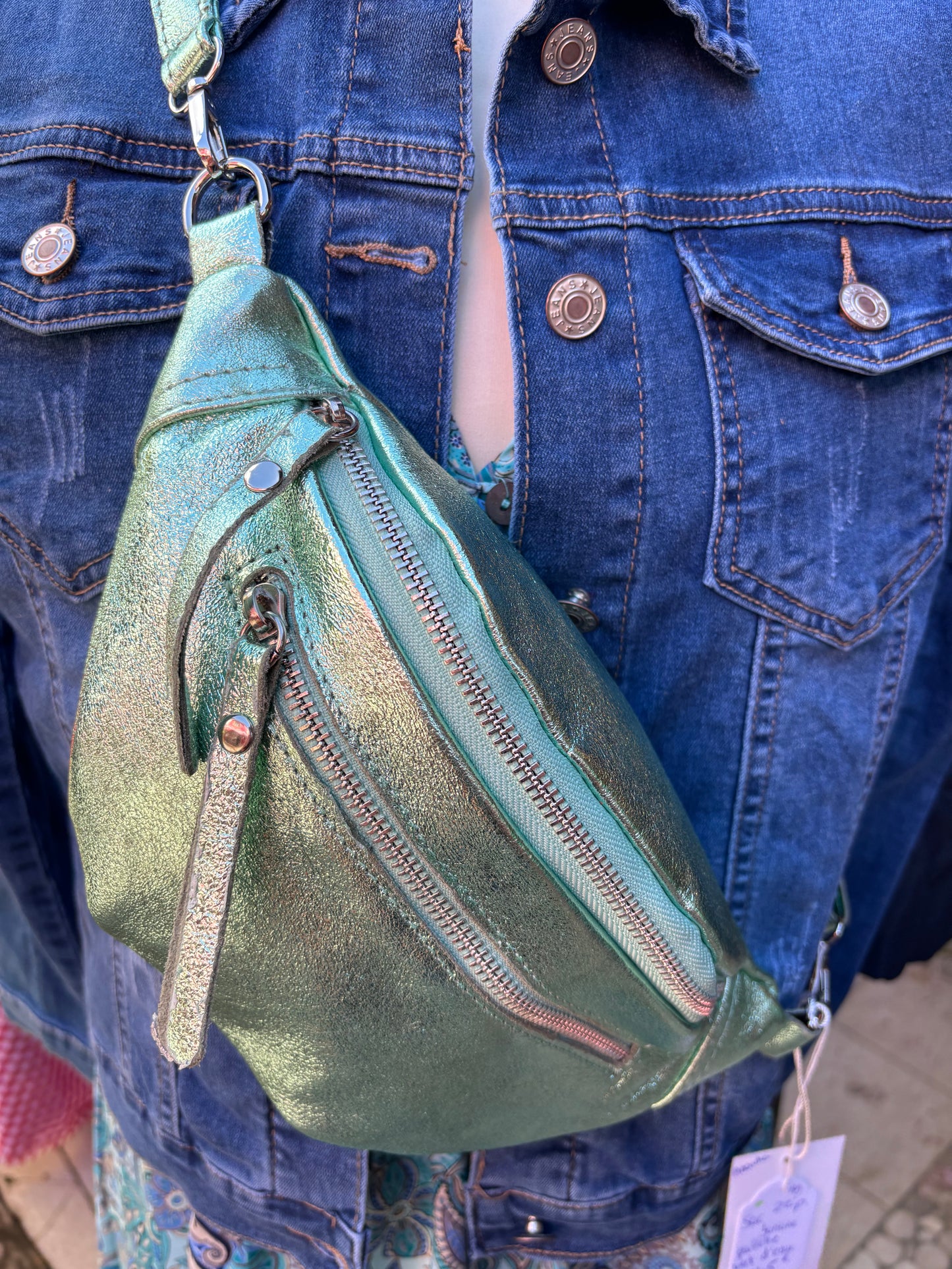 Sac banane cuir vert d’eau