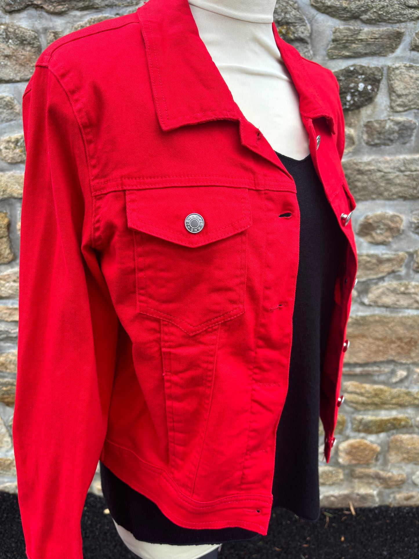 Veste en jeans rouge