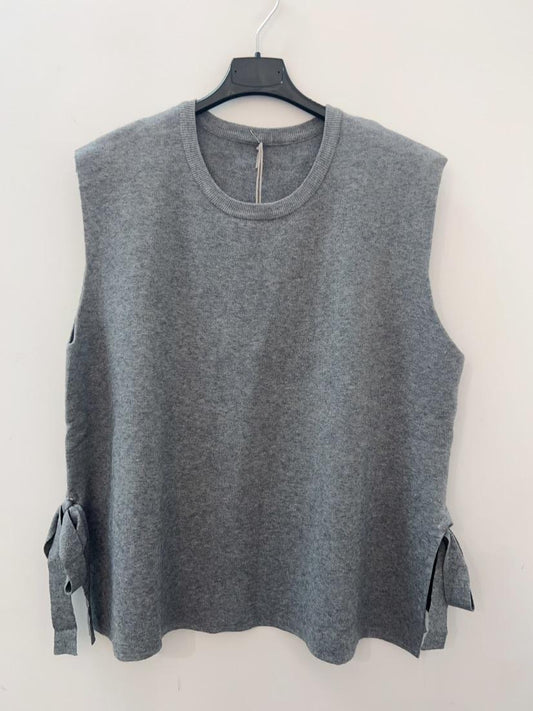 Pull noeuds gris